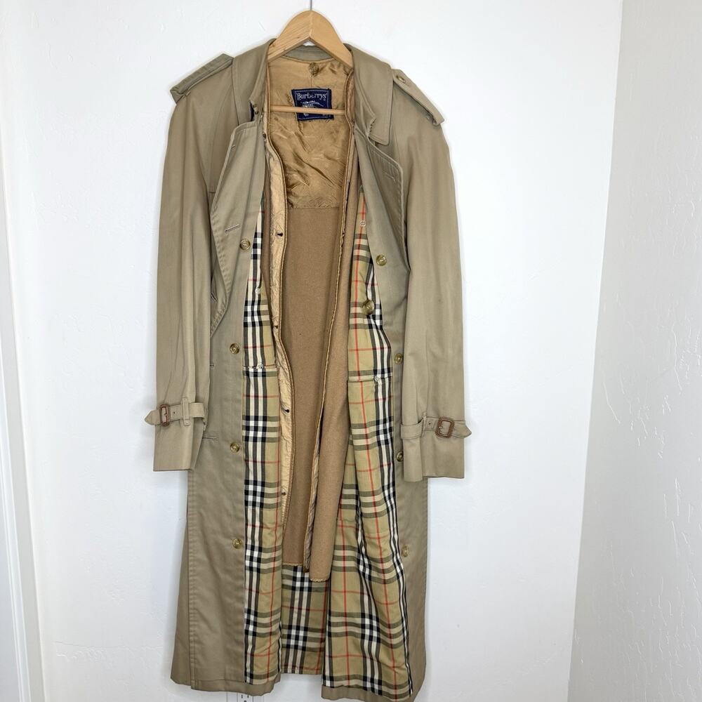 Vintage Burberrys’ Khaki Trench Coat With Button In Wool Liner Men’s 40R Tan